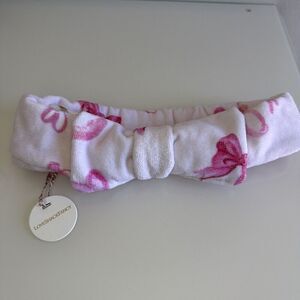 Love Shack Fancy Rare Print Face Wash Headband With Bow Blushing Kisses NWT Pink